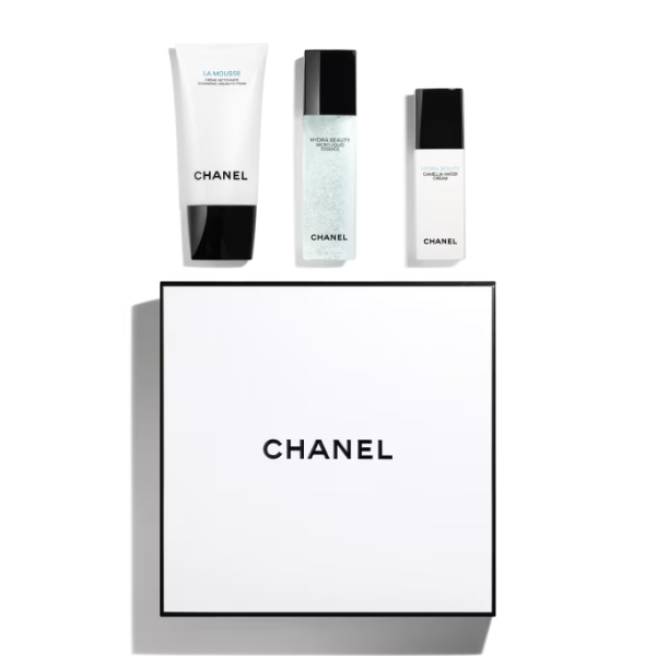 THE HYDRATING AND RADIANCE-BOOSTING TRIO