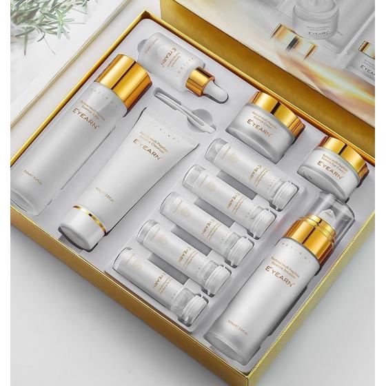 Beauty Salon Use Gift Box Skin Care Kit Whitening Organic Retinol Multi Peptides Moisturizer Plastic Bottle Facial Skin Care Set
