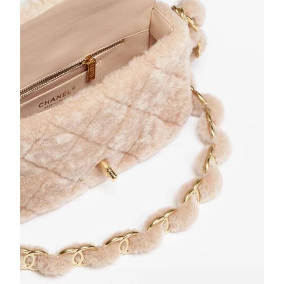2024/25 Fall/Winter Collection Small Flap Bag