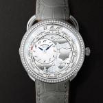 Arceau Le Temps Voyageur watch, large model, 38 mm
